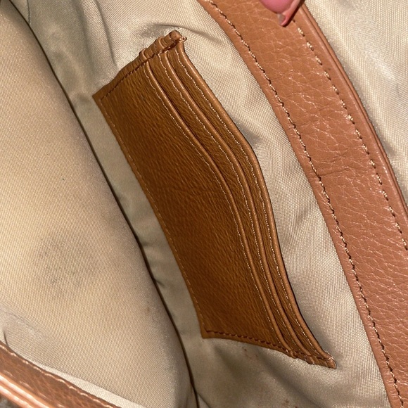 Tan Tory Burch Amanda Crossbody Bag - Picture 6 of 6